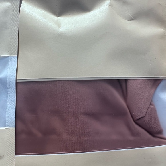 Nuage L Seamless Thong Set NIB - Picture 4 of 5